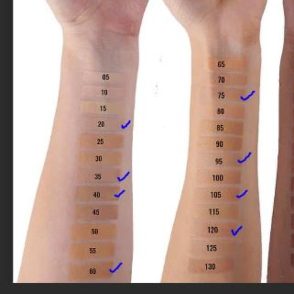 Il Makiage #10 Foundation - Picture 3 of 3